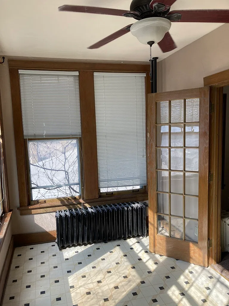 1 bed, 1037 sqft, $845 — Photo 1