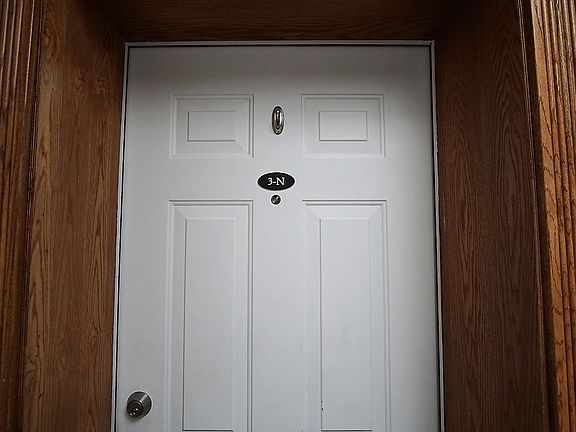 5th image of 1427 W Birchwood Ave APT 3N