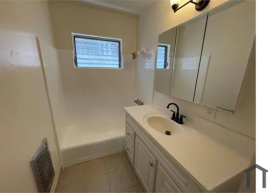 3868 Potomac Ave #6 — Photo 14