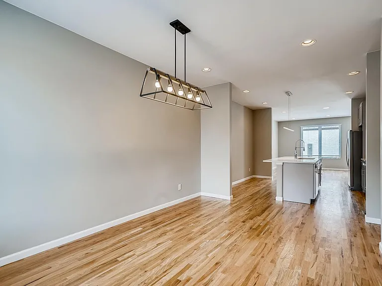 1039 Julian St — Photo 4
