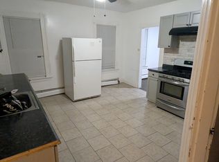 83 Lounsbury St FLOOR 1, Waterbury, CT 06706