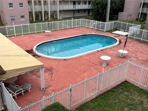2800 NW 56th Ave, Lauderhill, FL