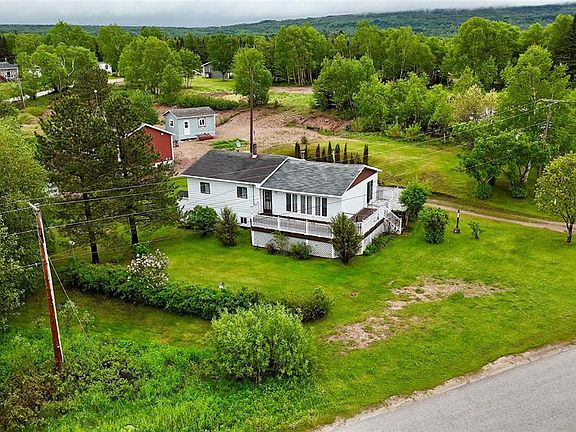 4th image of 39 Farm Road