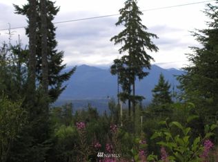 32 NE Kissin Tree Ln, Tahuya, WA 98588