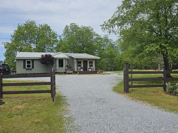 80 Dowdy Rd, Roopville, GA 30170