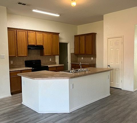 4th image of 12513 Viewpoint Ln