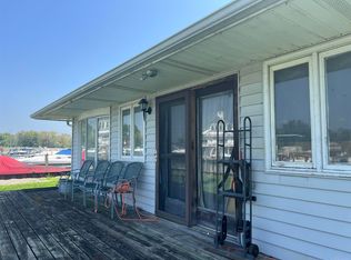 48959 Salt River Dr, Chesterfield, MI 48047