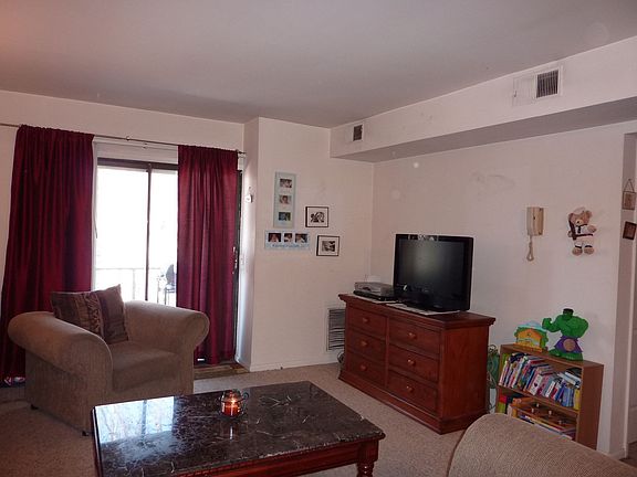 2nd image of 221 Ringwood Ave APT A-5