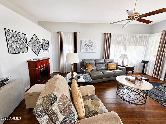 2nd image of 2544 E Calle Del Norte Drive
