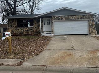 2027 Maple Tree Ln, Cahokia, IL 62206