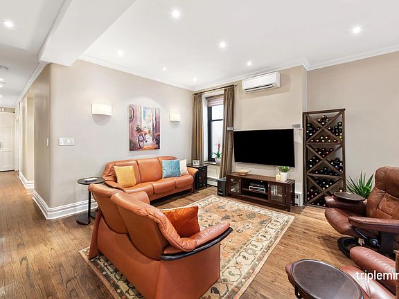 3rd image of 305 W 98th St APT 1EN