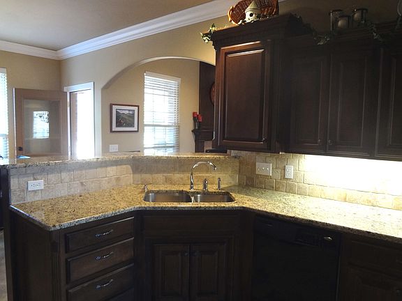 3rd image of 4016 W Woodland Trails Ave