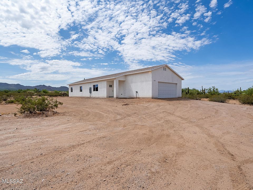 1st image of 6983 N Boswell Ln