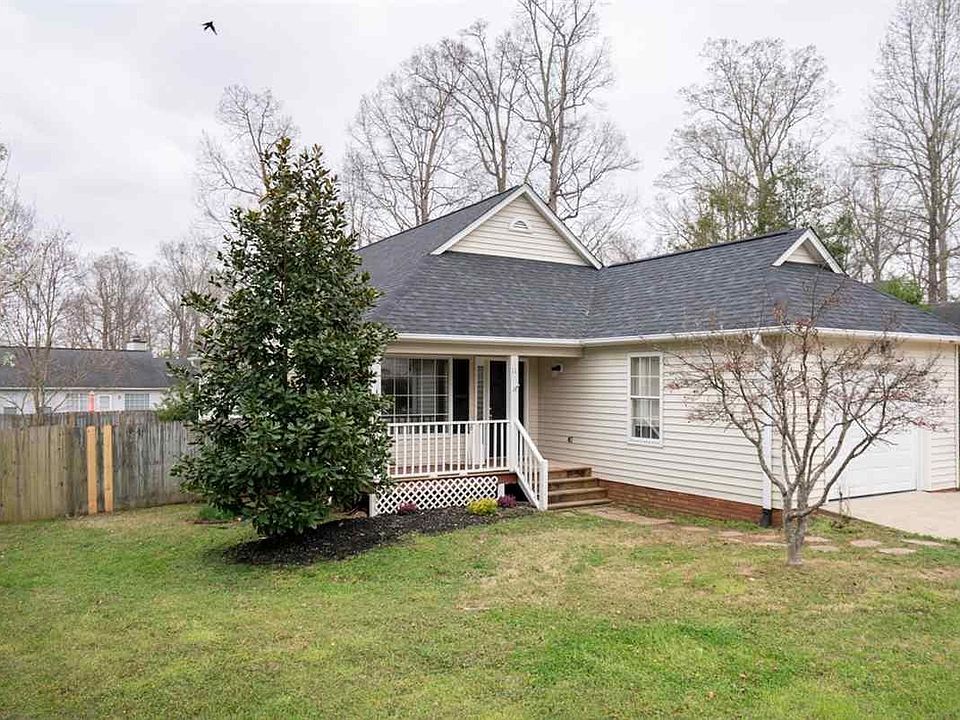 1st image of 11 Wooddale Ct