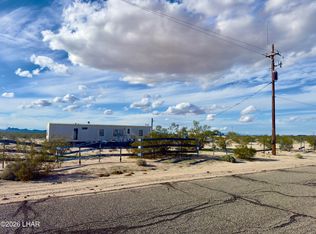 32012 Avenue 41 E, Bouse, AZ 85325