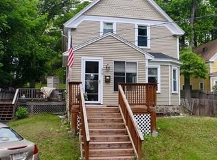 39 Arnold St, Methuen, MA 01844