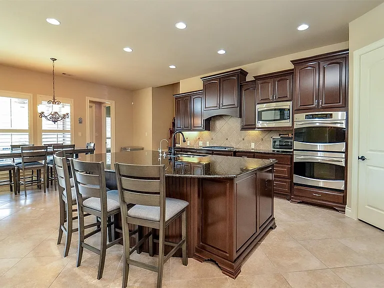 2239 Monarch Terrace Dr — Photo 11