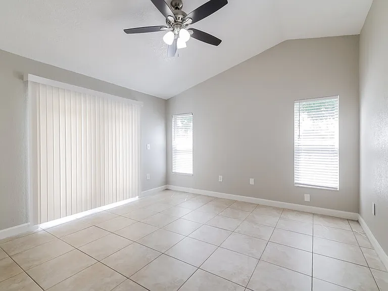 2120 Cuxham Ct — Photo 10