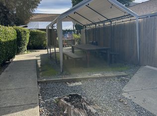 2102 Corby Ave, Santa Rosa, CA 95407