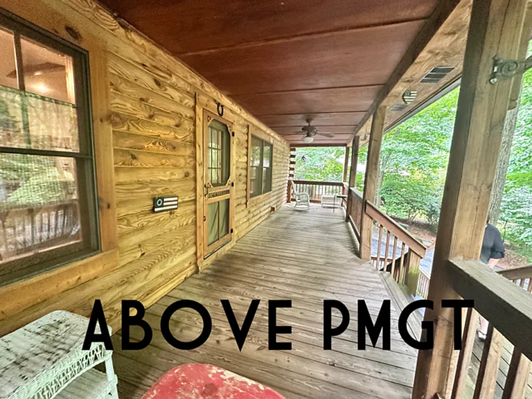 126 Lakeshore Dr — Photo 3