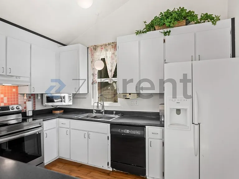 5354 Birch Grove Dr — Photo 15