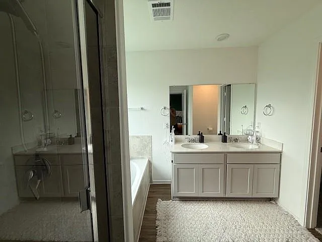 204 Longbridge Dr — Photo 14