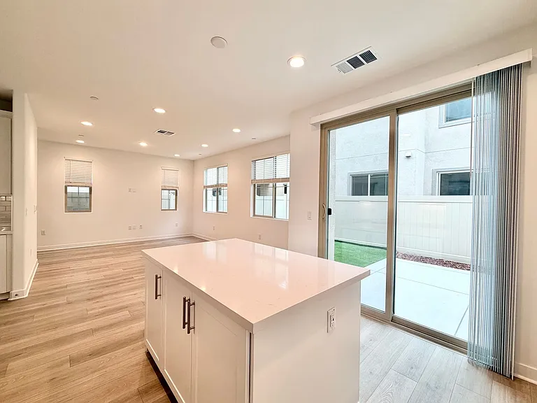 26893 Rubicon Rd — Photo 10