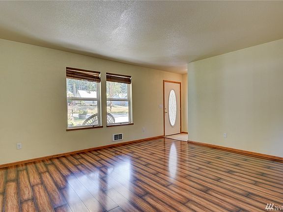 3rd image of 2192 Teronda Dr