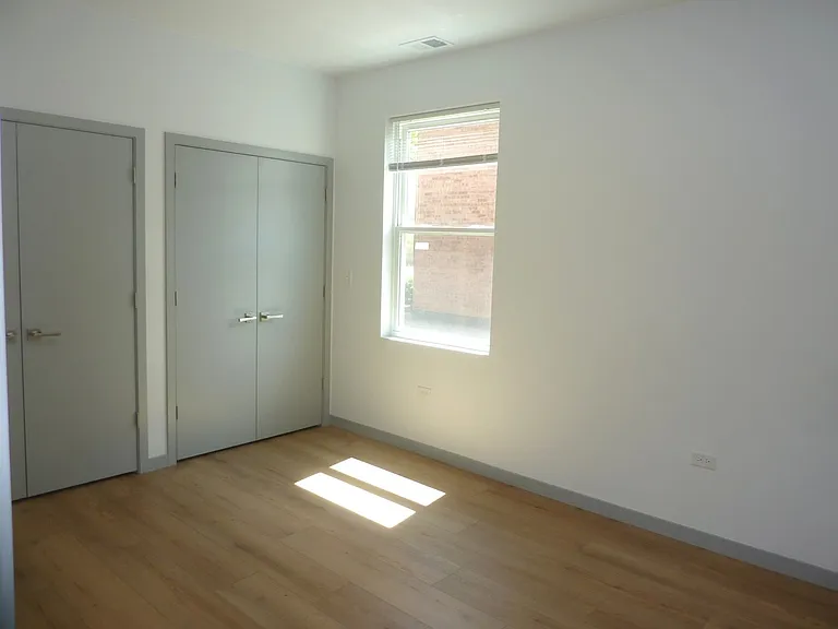 9522 S 53rd Ave #1S — Photo 18
