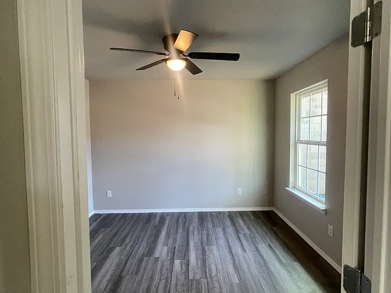 610 N Douglas Ave #610 — Photo 10