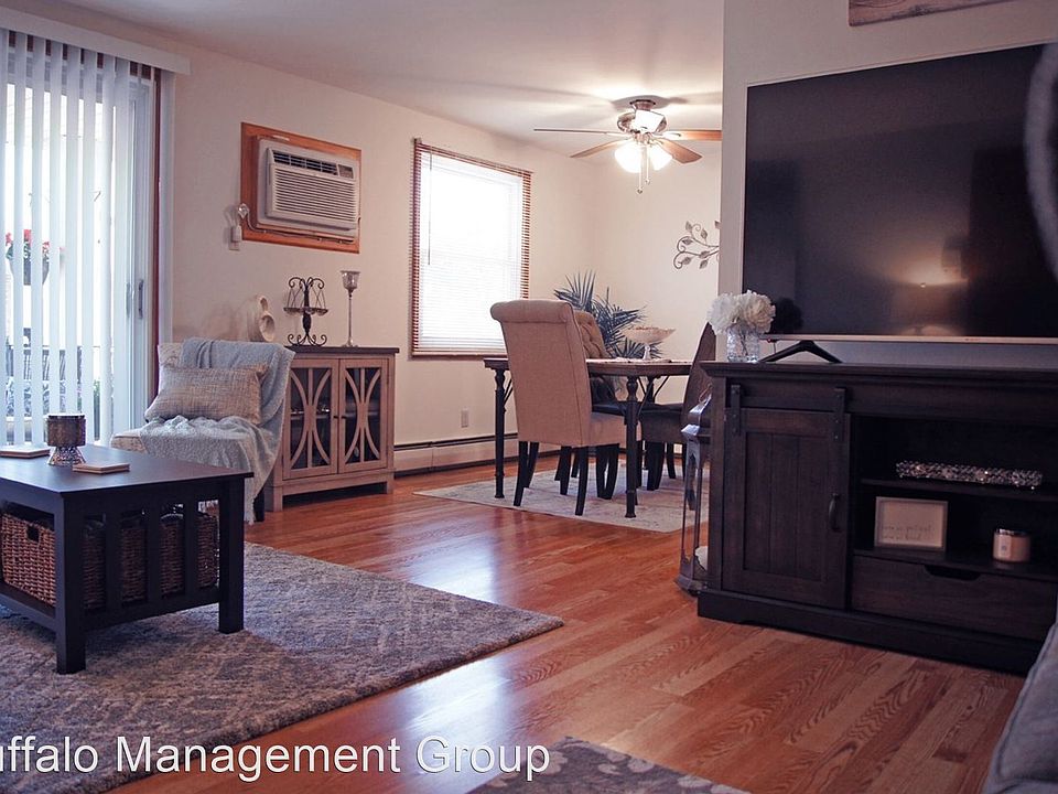 1st image of 80A Embassy Sq #4