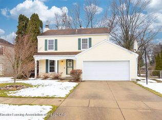 422 Park Meadows Dr, Lansing, MI