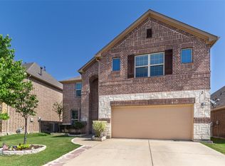 1305 Realoaks Dr, Fort Worth, TX 76131