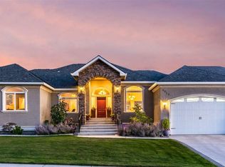 3913 W 48th Ave, Kennewick, WA 99337