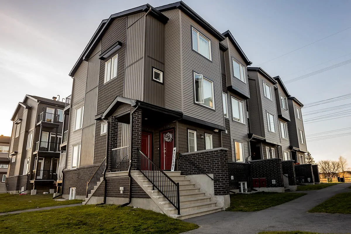KoL Townhomes — Photo 1
