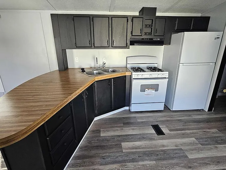 2737 W Washington Ctr #339 — Photo 1