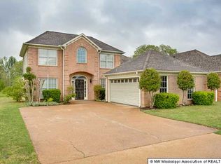 4930 Graham Lake Dr, Olive Branch, MS 38654