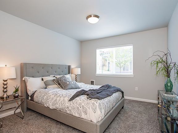 5th image of 14583 NE Rose Pkwy #1-203