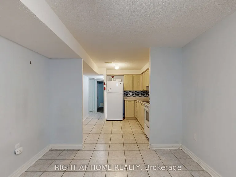119 Letty Ave #LOWER — Photo 6