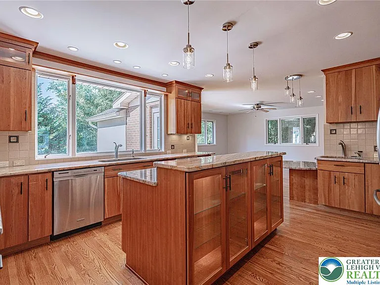 3608 S Highland St — Photo 26