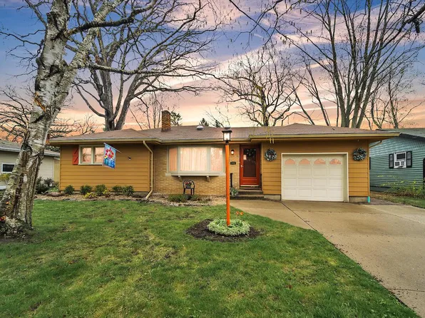 1835 89th PLACE, Kenosha, WI 53143