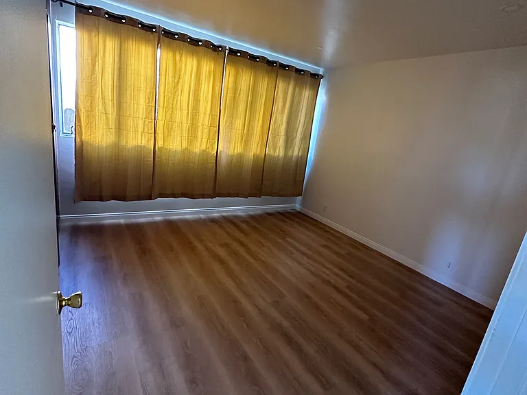 bedroom #1