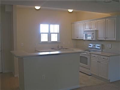 5th image of 4134 VANESSA Drive #8