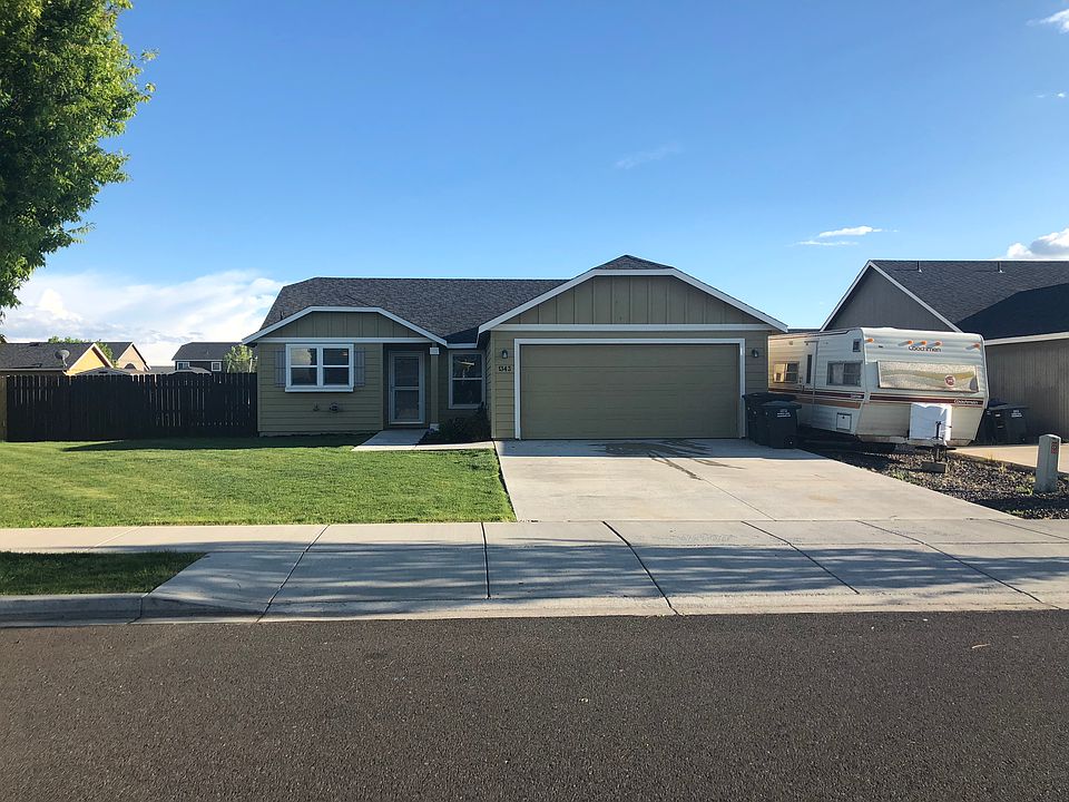 1st image of 1343 E Crossroads Dr