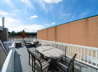 204 Jackson St APT 8, Hoboken, NJ 07030