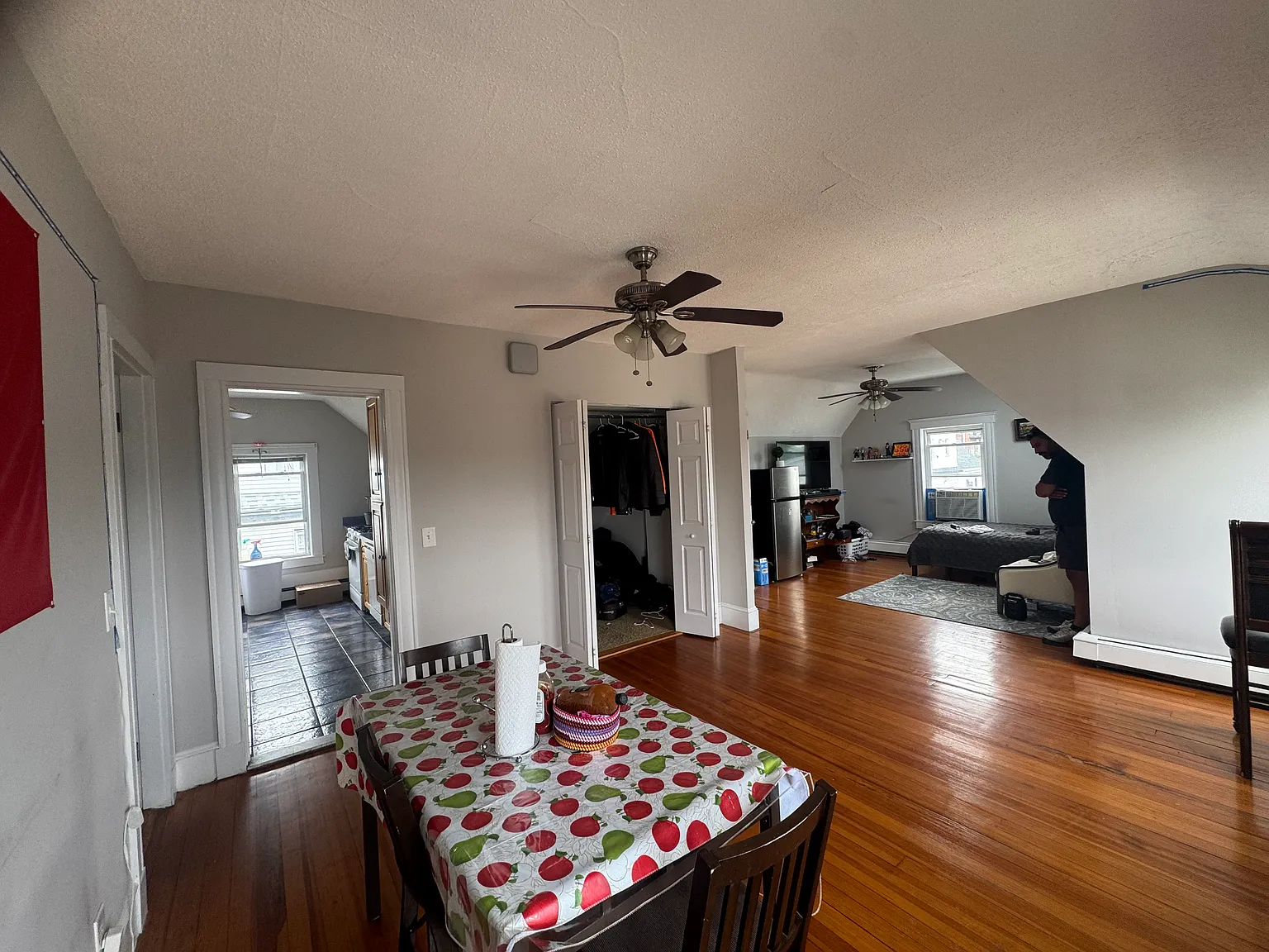 1 bed, 800 sqft, $2,150 — Photo 3