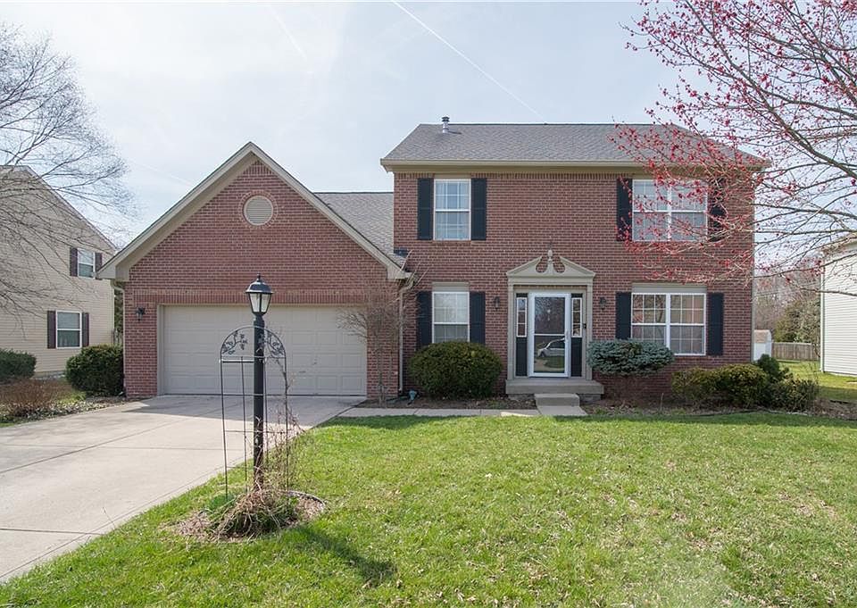 1st image of 722 Laurel Wood Dr