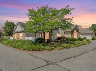 112 Gabriel Ct, Hillsborough, NJ 08844