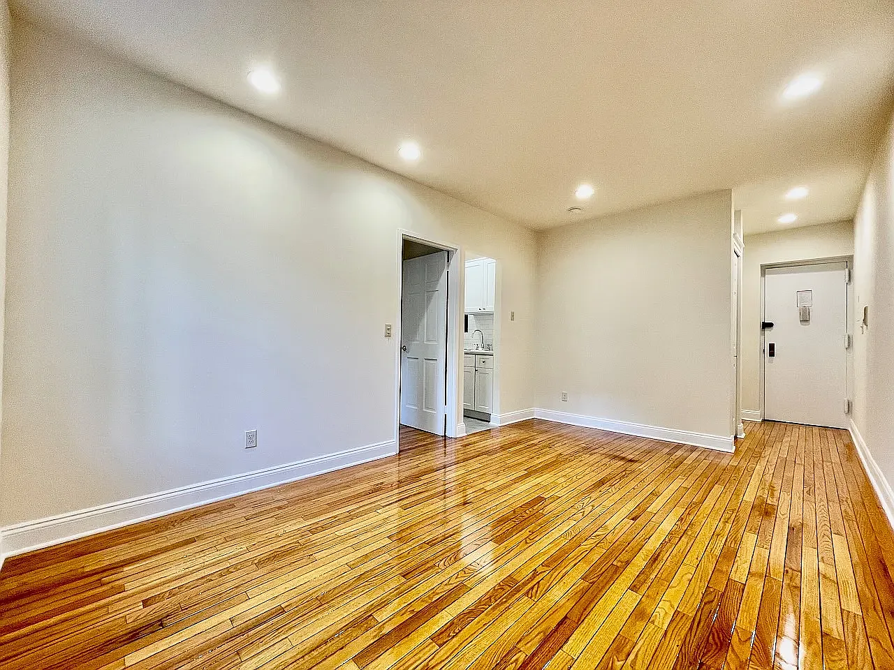 328 East 95th Street — Photo 3