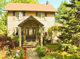 823 Queen Anne Rd, Teaneck, NJ 07666